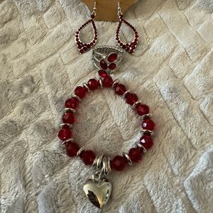 Earrings, bracelets and ring Red and Silver